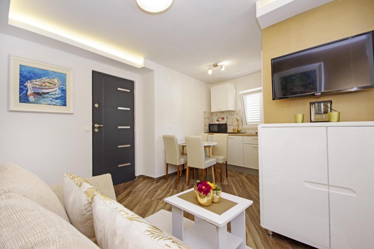 Apartments By The Sea Baska Voda, Makarska - 17570 Exterior foto