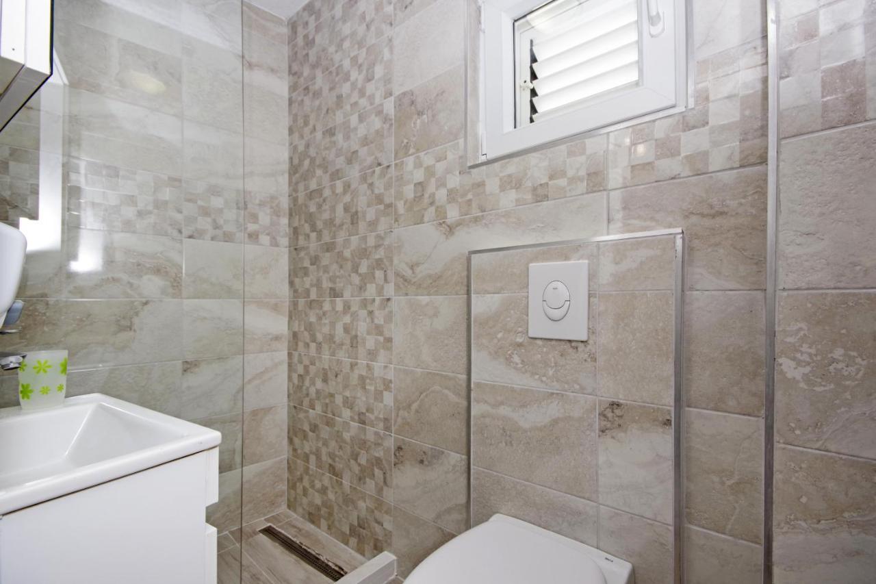 Apartments By The Sea Baska Voda, Makarska - 17570 Exterior foto