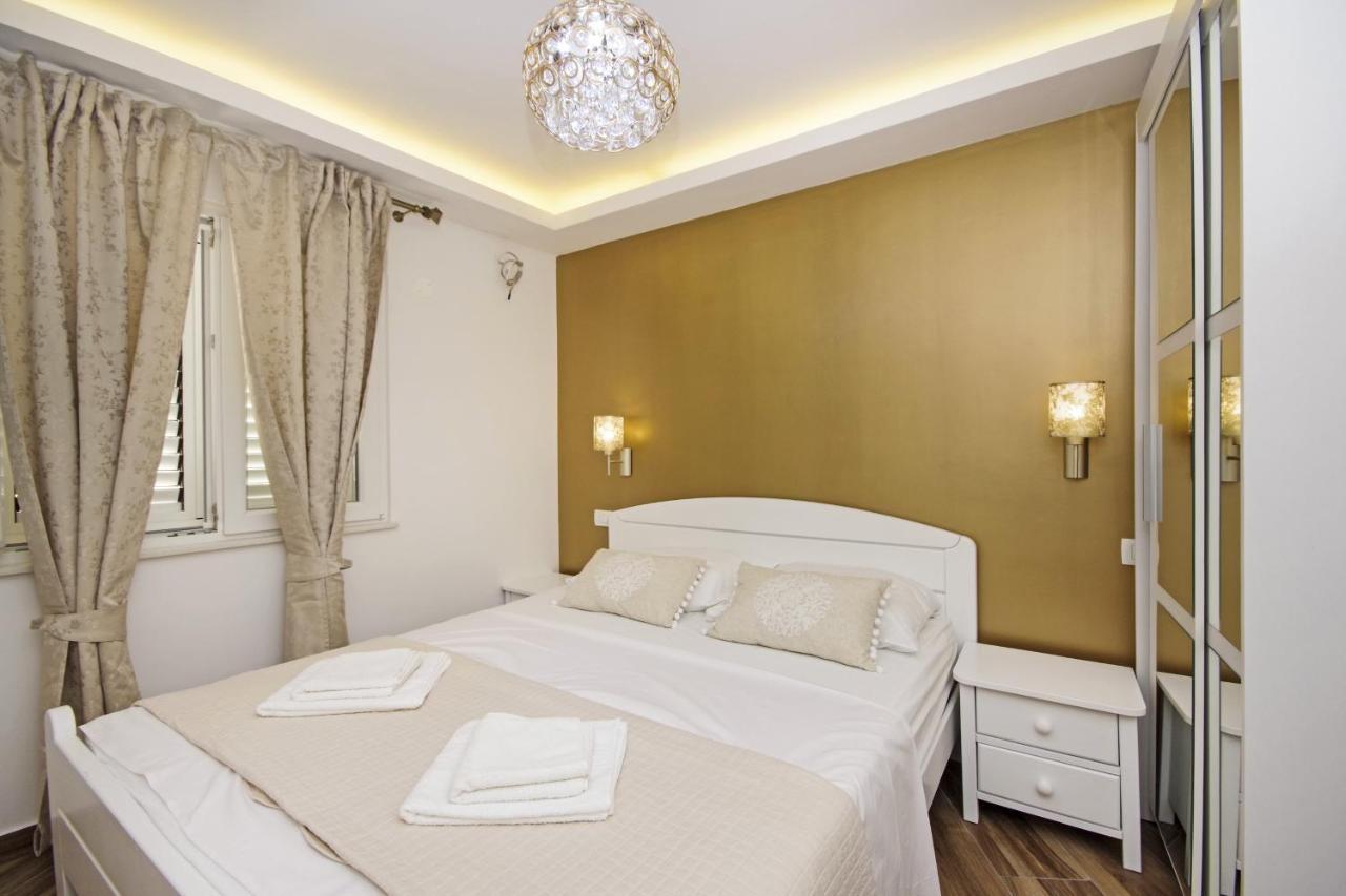 Apartments By The Sea Baska Voda, Makarska - 17570 Exterior foto