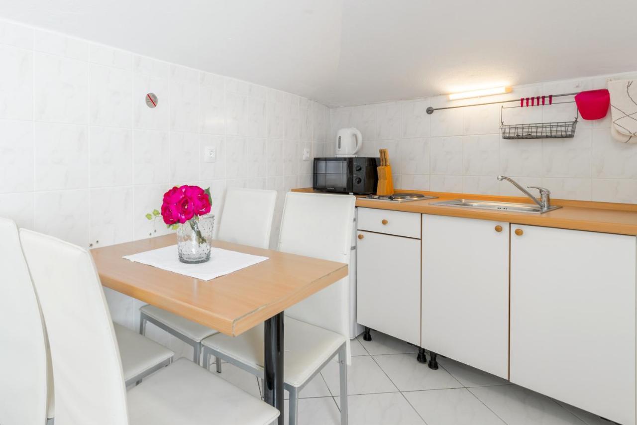 Apartments By The Sea Baska Voda, Makarska - 17570 Exterior foto